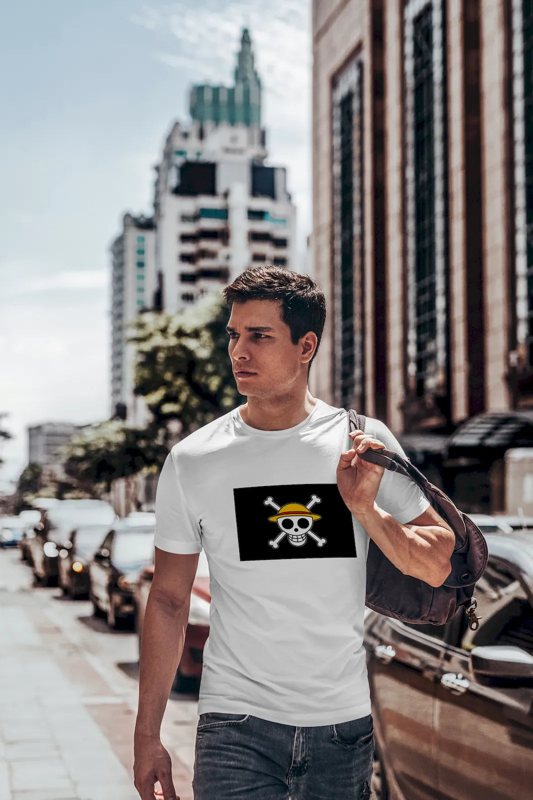 Straw Hat Pirates Luffy Jolly Roger T-shirt – wear the fearless spirit of Luffy’s crew with their legendary pirate emblem